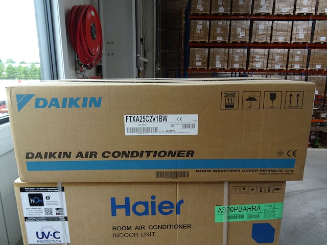 Airco binnenunit daikin ftxa25c2v1bw - afbeelding 1 van  2