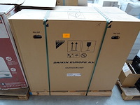Airco buitenunit daikin epra18dav37 - afbeelding 1 van  2