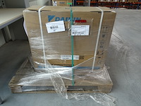 Airco buitenunit daikin fvxm25b2v1b - afbeelding 1 van  2