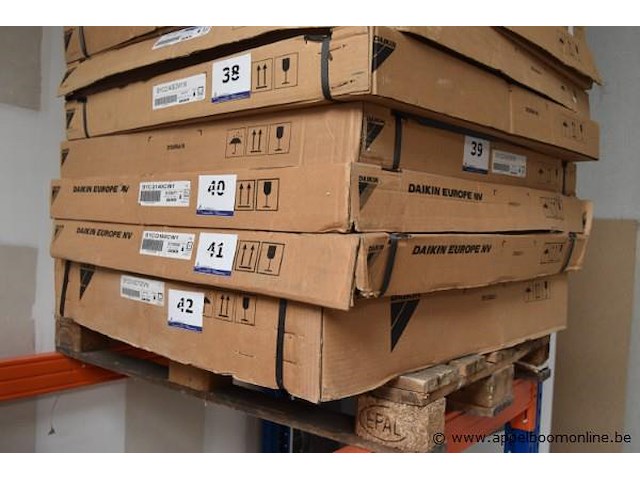 Airco onderdeel, daikin, bycq140cw1, werking niet gekend - afbeelding 1 van  2