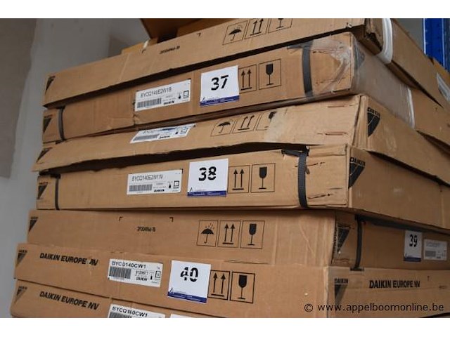 Airco onderdeel daikin, bycq140e2w1w - afbeelding 1 van  2
