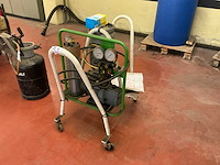 Airco test- en vulapparaat - afbeelding 1 van  2
