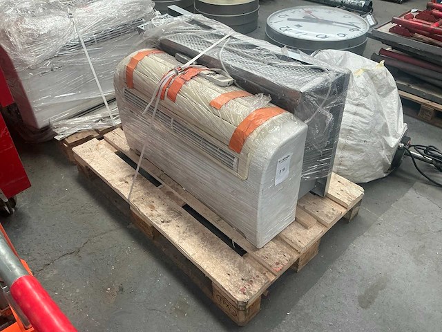 Airconditioning (2x) - afbeelding 1 van  3