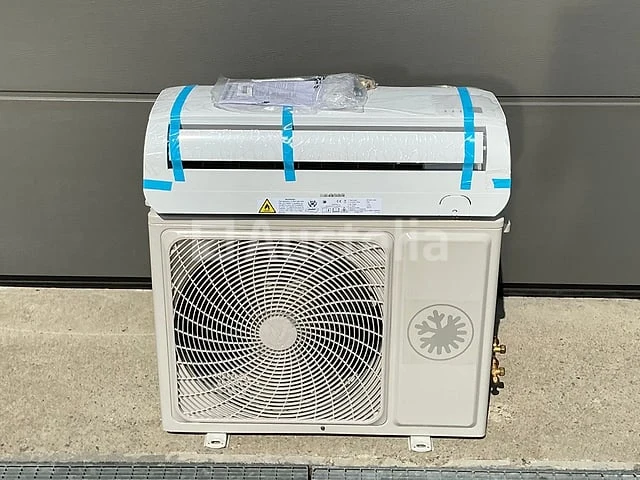 Airconditioning noname r32 - afbeelding 1 van  4