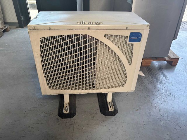 Airconditioning - afbeelding 1 van  8
