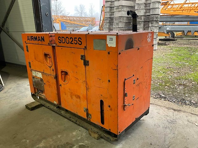 Airman sdg25s stroomgenerator - afbeelding 12 van  16