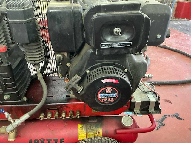 Airmec tt3496 spytze 9,6hp diesel luchtcompressor - afbeelding 2 van  7