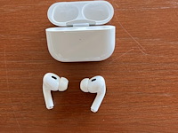 Airpod's pro - afbeelding 1 van  2