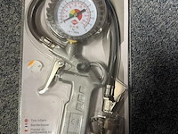 Airpress bandenvul pistool met drukmeter - afbeelding 1 van  2