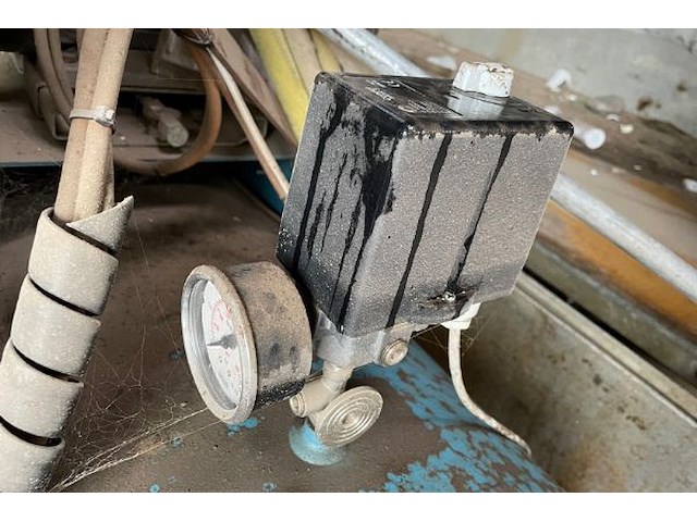 Airpress compressor - afbeelding 4 van  9