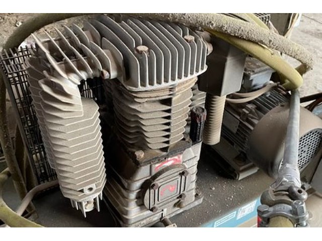 Airpress compressor - afbeelding 5 van  9