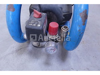 Airpress lmo 3-210 compacte compressor - afbeelding 5 van  10