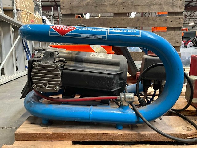 Airpress lmo 3-210 compressor - afbeelding 1 van  5