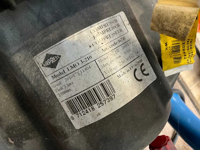 Airpress lmo 3-210 compressor - afbeelding 3 van  5