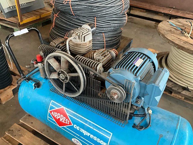 Airpress sae30 compressor - afbeelding 5 van  11