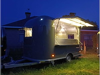 Airstream ral7009 foodtrucks - afbeelding 20 van  26