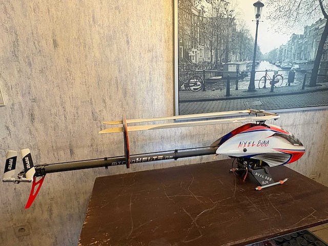 Aixel helicopter - 800 - model making - afbeelding 3 van  6