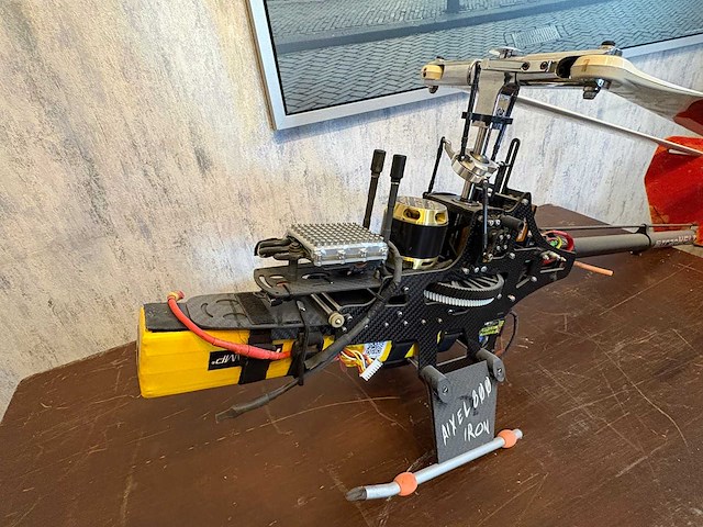 Aixel helicopter - 800 - model making - afbeelding 4 van  4