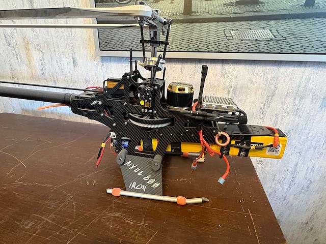 Aixel helicopter - 800 - model making - afbeelding 4 van  5