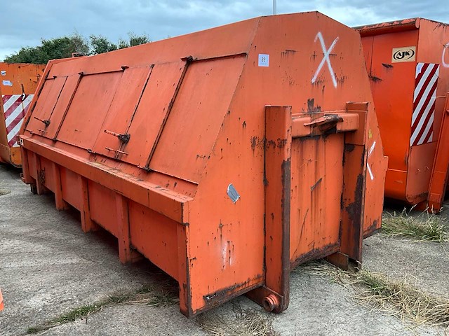 Ajk kapeldakcontainer - afbeelding 1 van  11