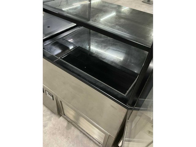 Ake ideal - koel/warmhoud vitrine - afbeelding 5 van  8