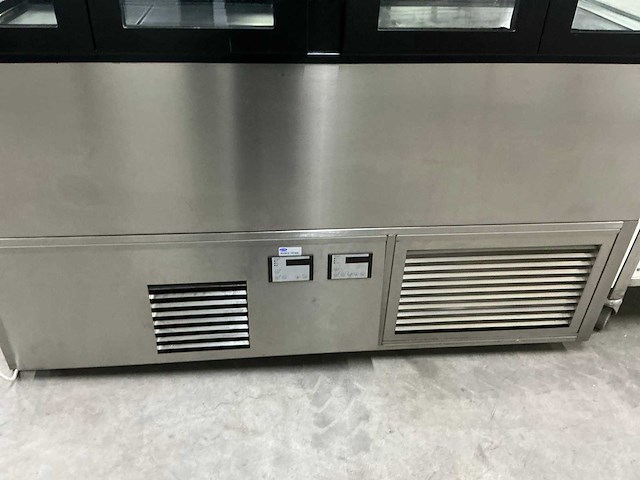 Ake ideal - koel/warmhoud vitrine - afbeelding 6 van  8