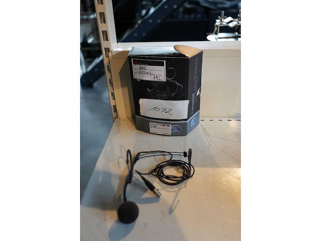 Akg c520l condensator headset mic with 3-pin tqg plug - afbeelding 1 van  1