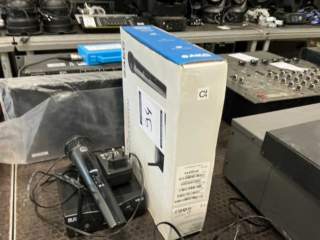 Akg draadloze microfoon - afbeelding 3 van  3