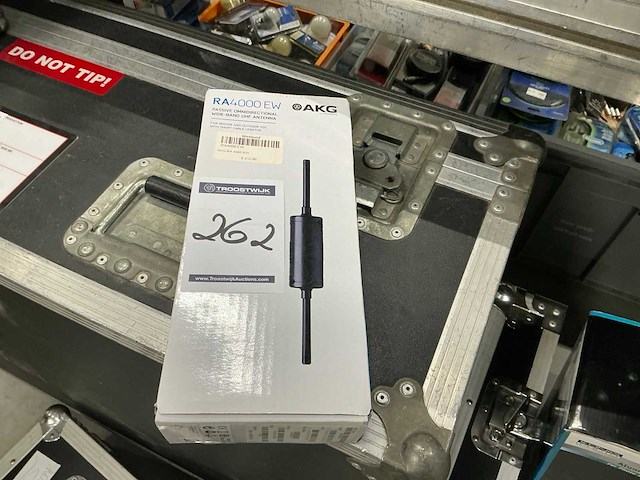 Akg ra4000ew antenneversterker - afbeelding 1 van  3