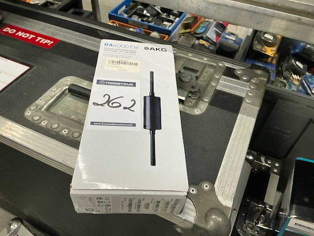 Akg ra4000ew antenneversterker - afbeelding 2 van  3