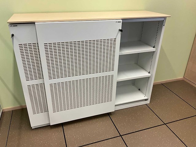 Akoestische schuifdeurkast 160x122 - afbeelding 3 van  5