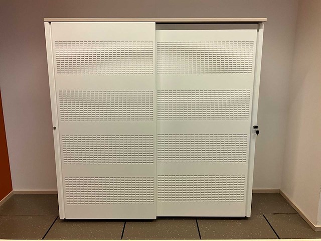Akoestische schuifdeurkast 160x162 - afbeelding 1 van  7