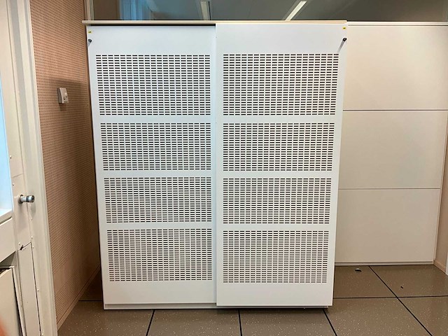 Akoestische schuifdeurkast 160x194 (2x) - afbeelding 1 van  6