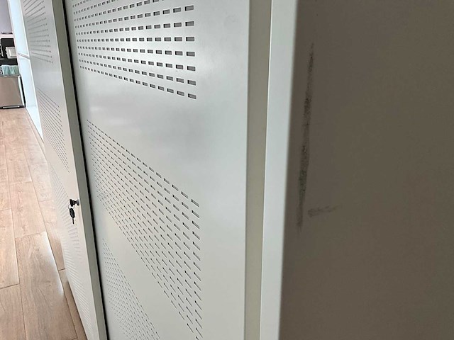 Akoestische schuifdeurkast 180x156 - afbeelding 4 van  7