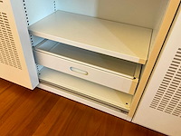 Akoestische schuifdeurkast (3x) + bureautafel - afbeelding 2 van  17