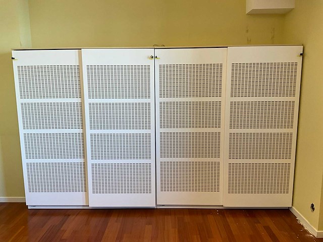 Akoestische schuifdeurkast (3x) + bureautafel - afbeelding 10 van  17