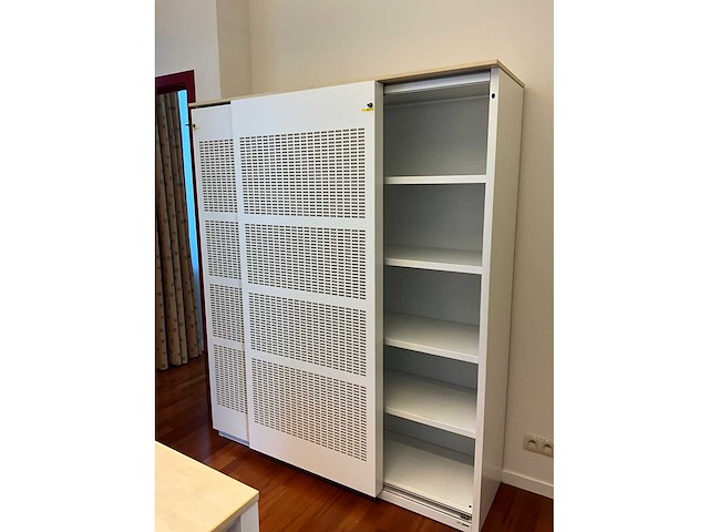 Akoestische schuifdeurkast (3x) + bureautafel - afbeelding 15 van  17