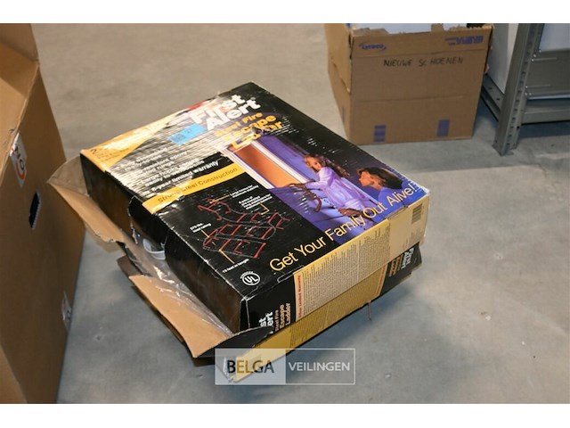 Alarm brandladder voor twee verdiepingen - afbeelding 1 van  6