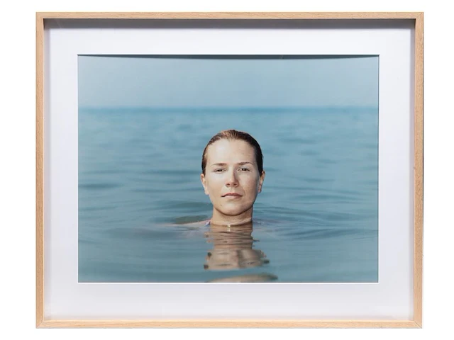 Albrecht tübke (1971), two portraits from the series 'heads', 2007, c-print, n° 1/6 and 3/6 60 x 80 cm. (23.62 x 31 1/2 in.), frame: 83 x 101 cm. (32.67 x 39.75 in.) - afbeelding 3 van  9