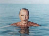 Albrecht tübke (1971), two portraits from the series 'heads', 2007, c-print, n° 1/6 and 3/6 60 x 80 cm. (23.62 x 31 1/2 in.), frame: 83 x 101 cm. (32.67 x 39.75 in.) - afbeelding 6 van  9