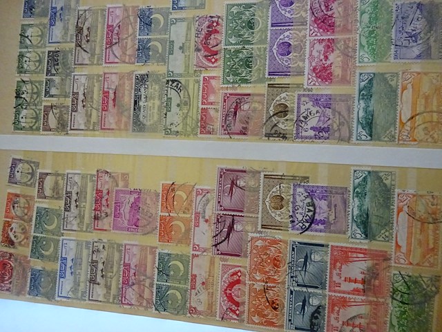 Album postzegels azie china vietnam enz - afbeelding 1 van  7