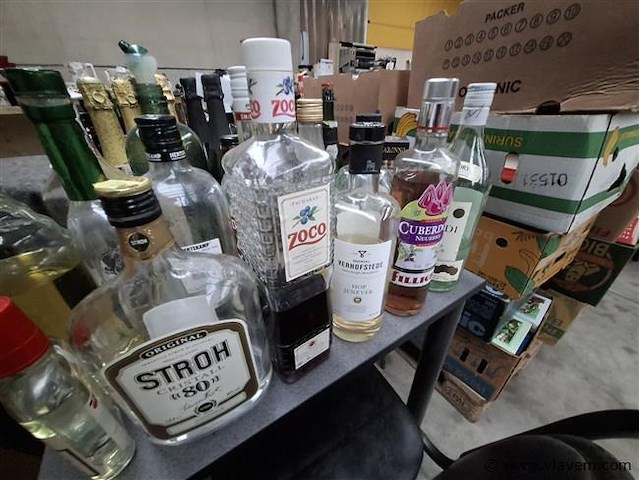 Alcoholische drank - afbeelding 3 van  4