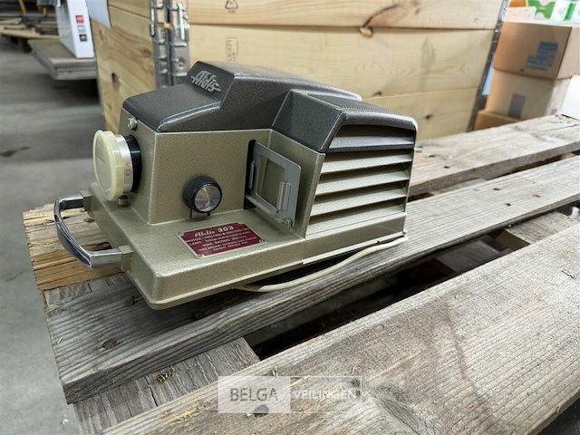 Aldis 303 diaprojector - afbeelding 2 van  5