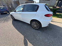 Alfa - 147 - jtd - car - 2009 - afbeelding 5 van  23