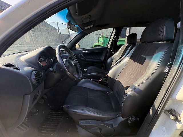 Alfa - 147 - jtd - car - 2009 - afbeelding 9 van  23