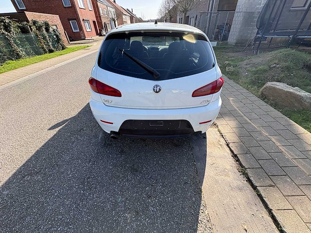 Alfa - 147 - jtd - car - 2009 - afbeelding 23 van  23