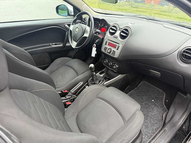 Alfa romeo - 2012 - mito - personenauto - afbeelding 11 van  26