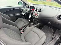 Alfa romeo - 2012 - mito - personenauto - afbeelding 11 van  26