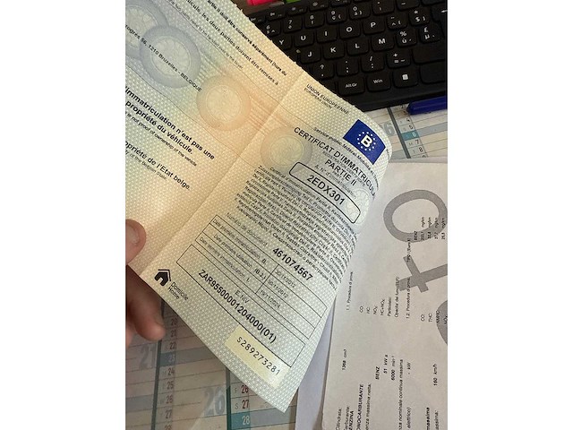 Alfa romeo - 2012 - mito - personenauto - afbeelding 19 van  26