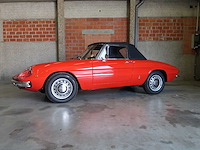 Alfa romeo - duetto - spider - classic cars >15